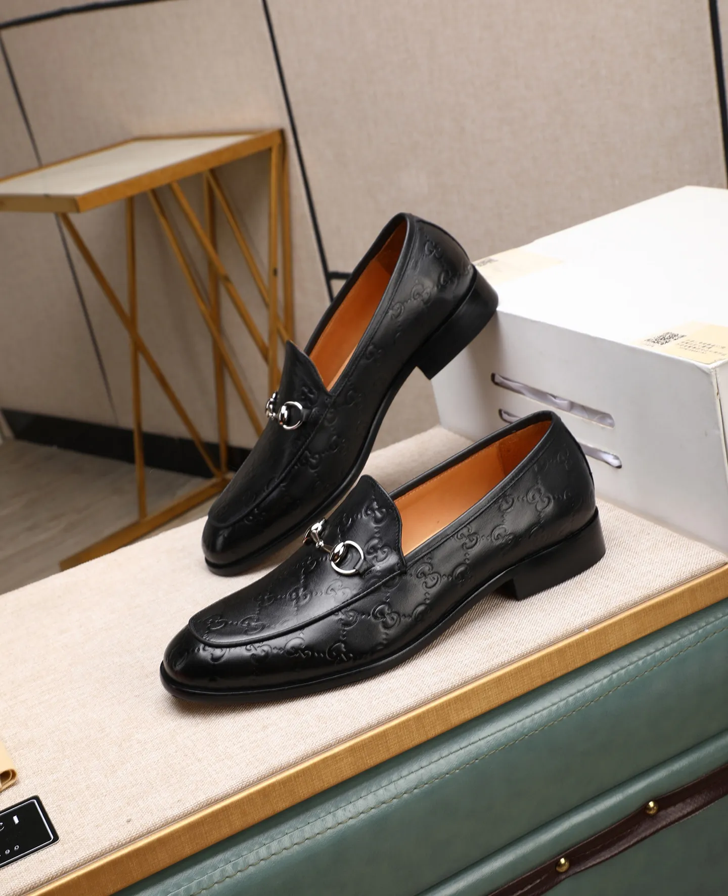 Men's shoes 💰620 📛📛Original version (water-dyed cowhide) Gucci GUCCI official website formal shoes 🌀 Italy 🇮🇹 imported cowhide ➕ top imported water-dyed cowhide lining 💋 fine handmade original bottom, the real thing looks better when photographed in person Standard size 39-44 (38 45 customized)